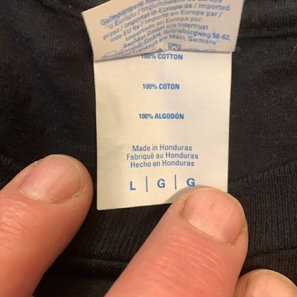 DECEMBER,  1981,  T shirt by Port & Co., black, large, 💯 cotton - Picture 3 of 8